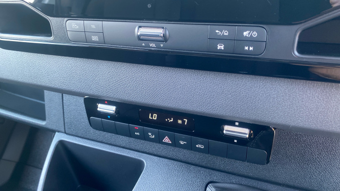 Mercedes-Benz Sprinter 315Cdi L3 Diesel Rwd 3.5t H2 Pro Van 9G-Tronic - Image 25